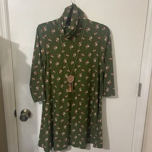 NWT!! Girl's Discreet Green Cowl Neck Dress with Necklace Set size L